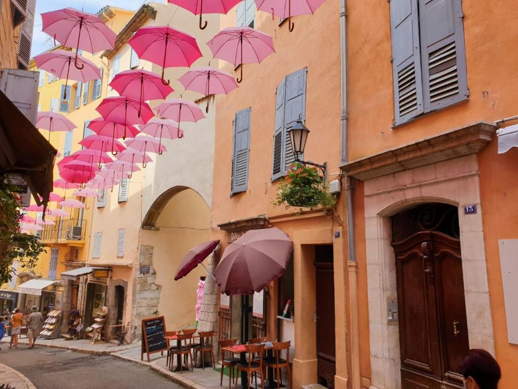La Bulle Grassoise - Appartement Spacieux Avec Balneo Et Parking Grasse Bagian luar foto